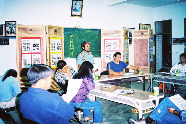 2003年「活力清境-社區人才培育計畫」，由陶家榮、吳作哲接任社區營造員